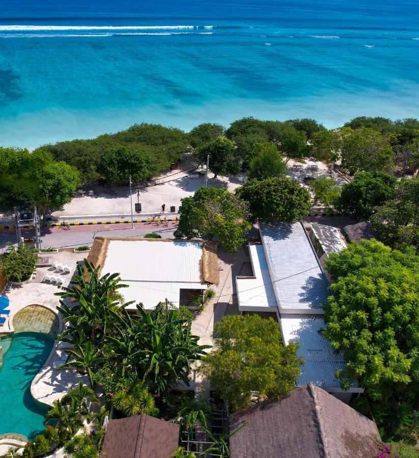 Gili Teak Beach Front Resort Gili Trawangan Esterno foto
